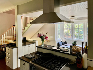 New Kitchen and Breakfast Nook